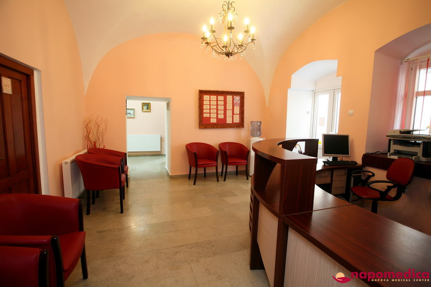 Centrul Medical Napomedica Gherla Cluj - Receptie parter