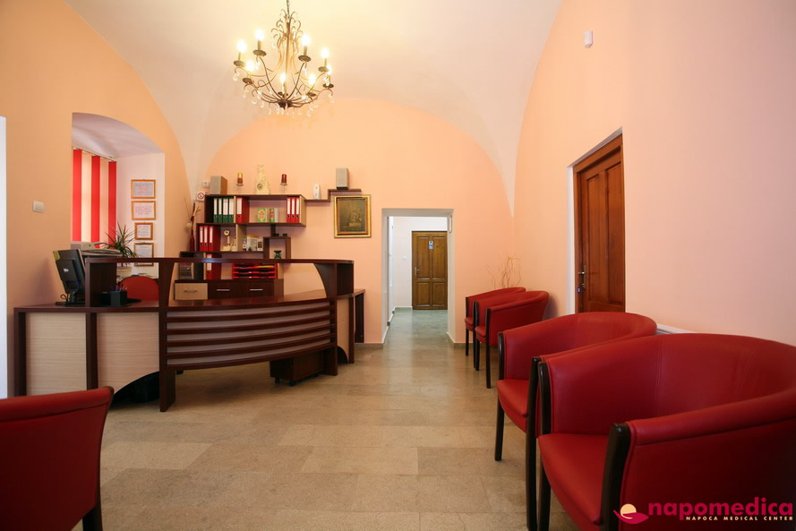 Centrul Medical Napomedica Gherla Cluj - Receptie parter