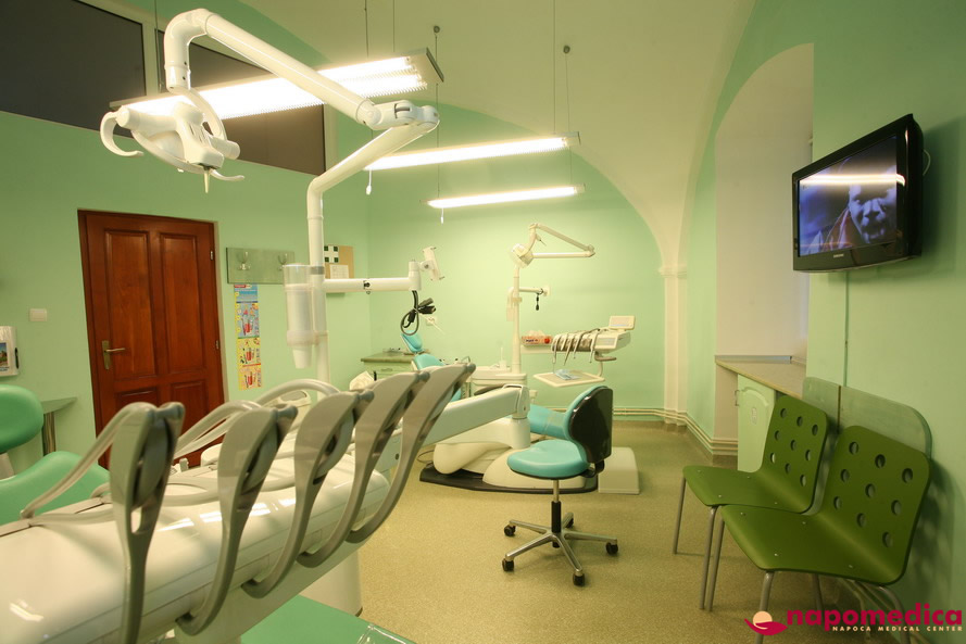 Centrul Medical Napomedica Gherla Cluj - Cabinet stomatologic