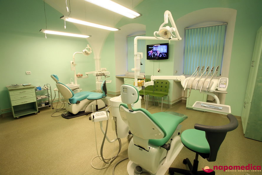 Centrul Medical Napomedica Gherla Cluj - Cabinet stomatologic