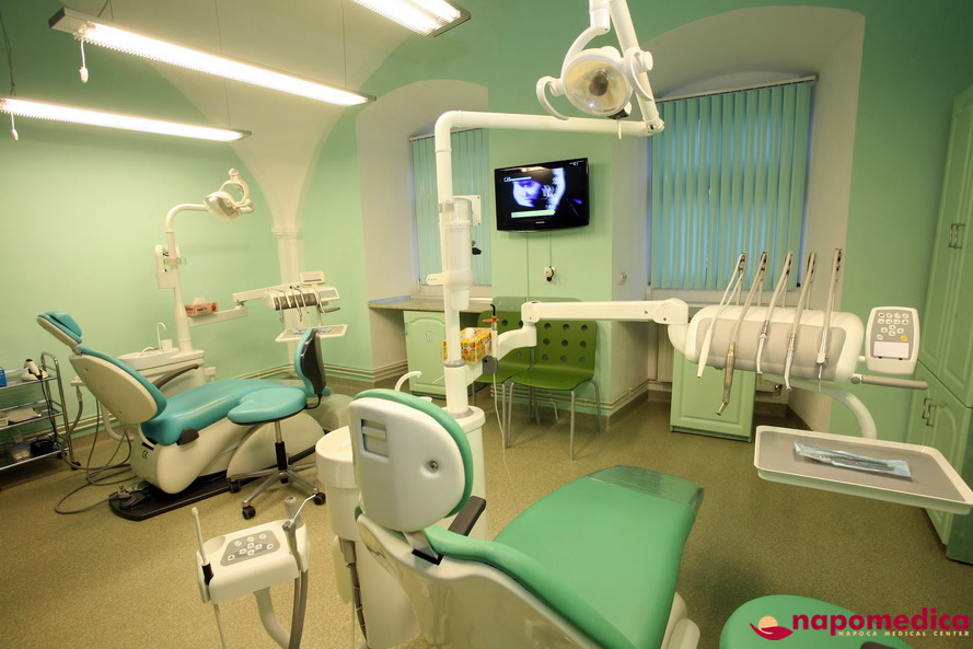 Centrul Medical Napomedica Gherla Cluj - Cabinet stomatologic