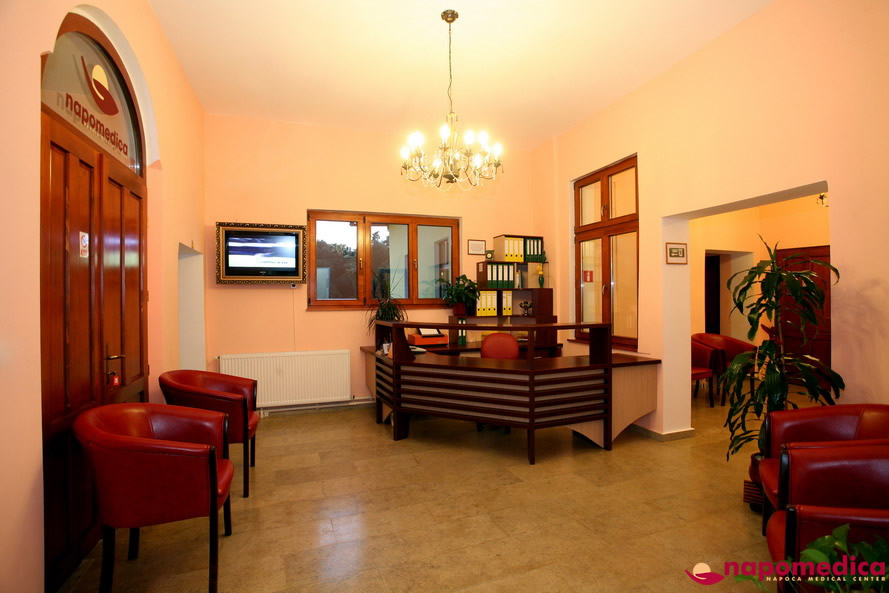 Centrul Medical Napomedica Gherla Cluj - Receptie etaj