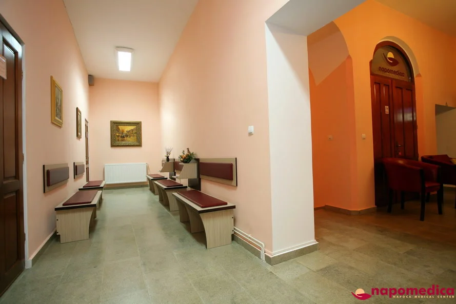 Centrul Medical Napomedica Gherla Cluj - Sala de așteptare Obstetrică-Ginecologie